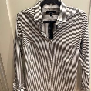 NWT Banana Republic “Riley” tailored shirt size 4